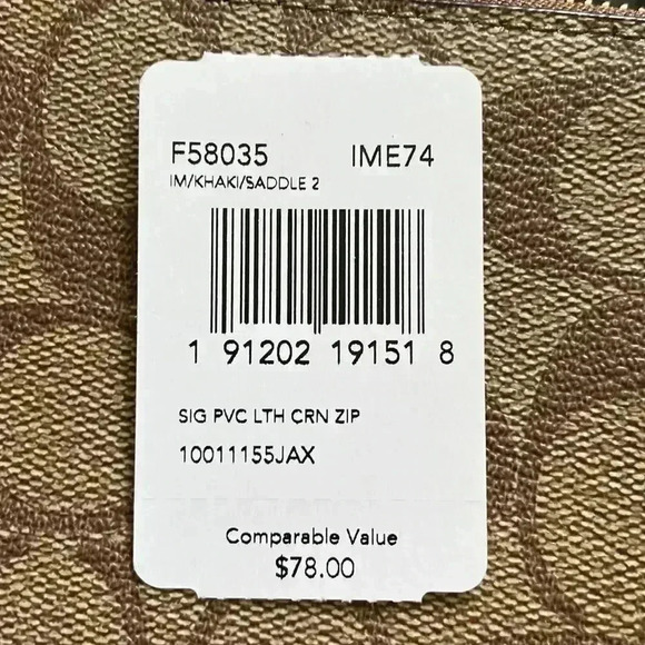 Coach leather zipper wristlet NWT - Picture 3 of 5